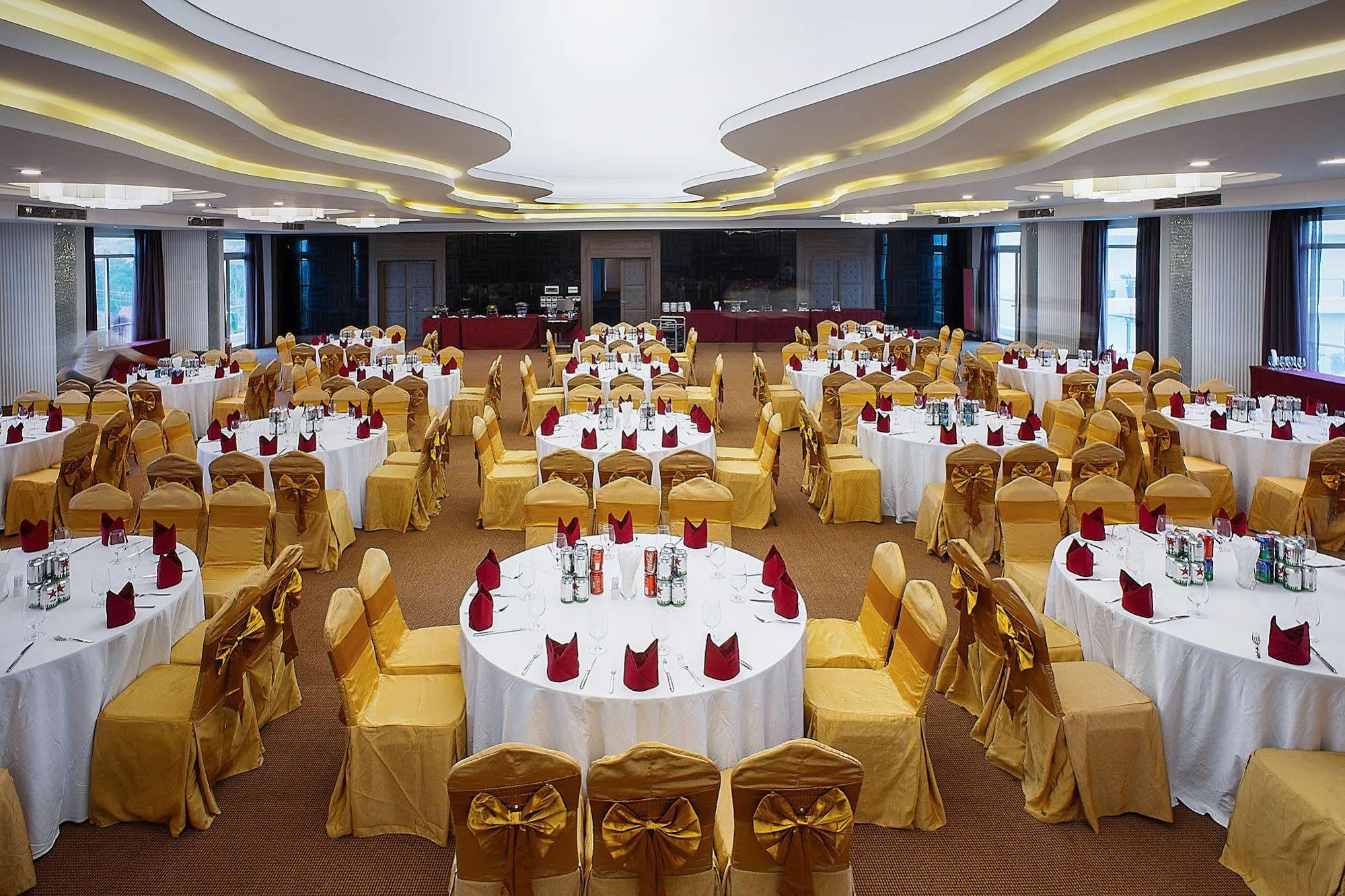 Muong Thanh Holiday Muine Hotel Mũi Né Kültér fotó